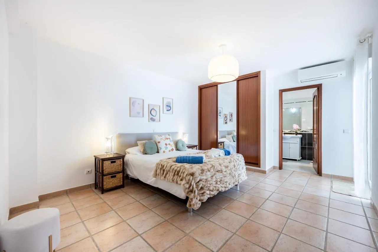 Casa Melancia Villa Praia Da Luz 0*,